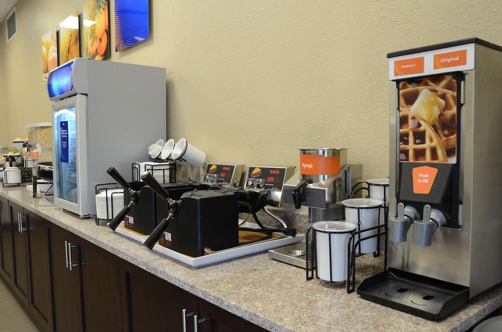 Comfort Inn & Suites Cave City Extérieur photo